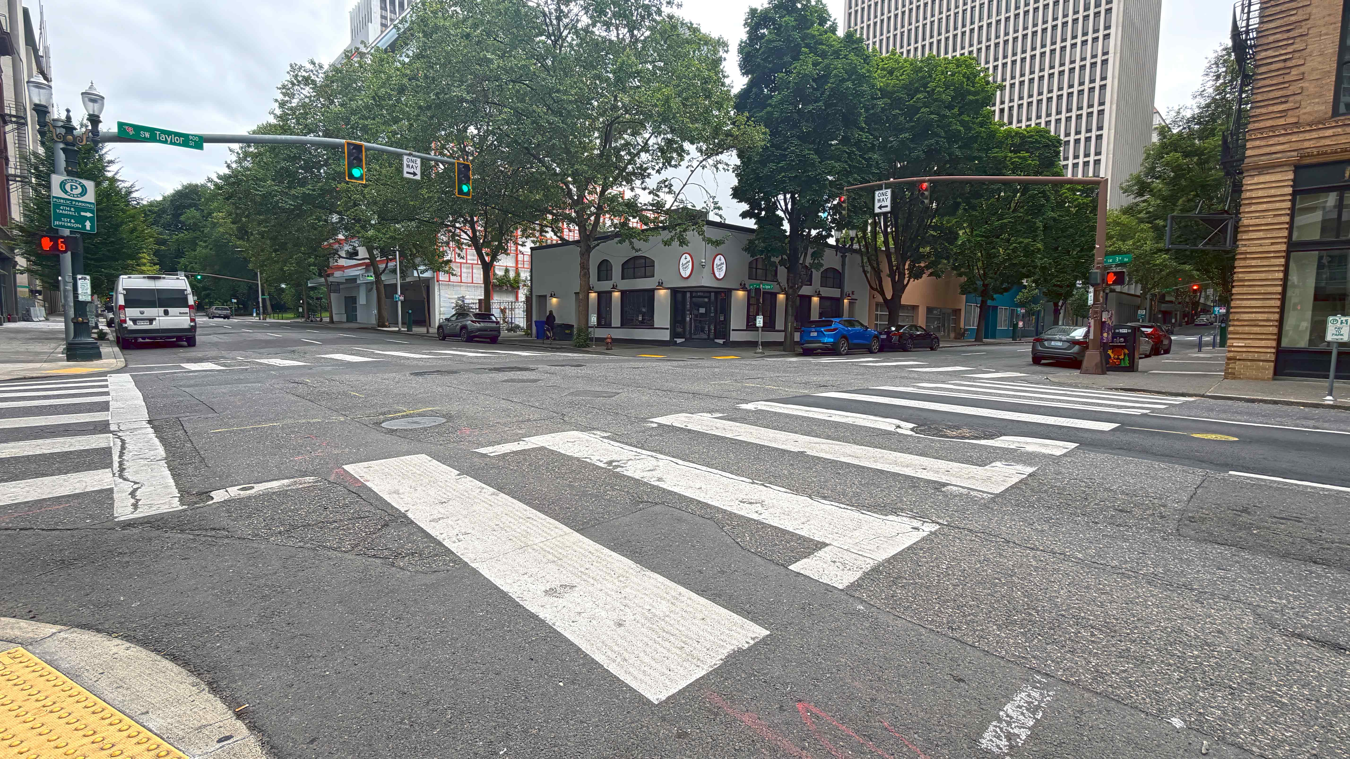 The Athena of SW 3rd and Taylor