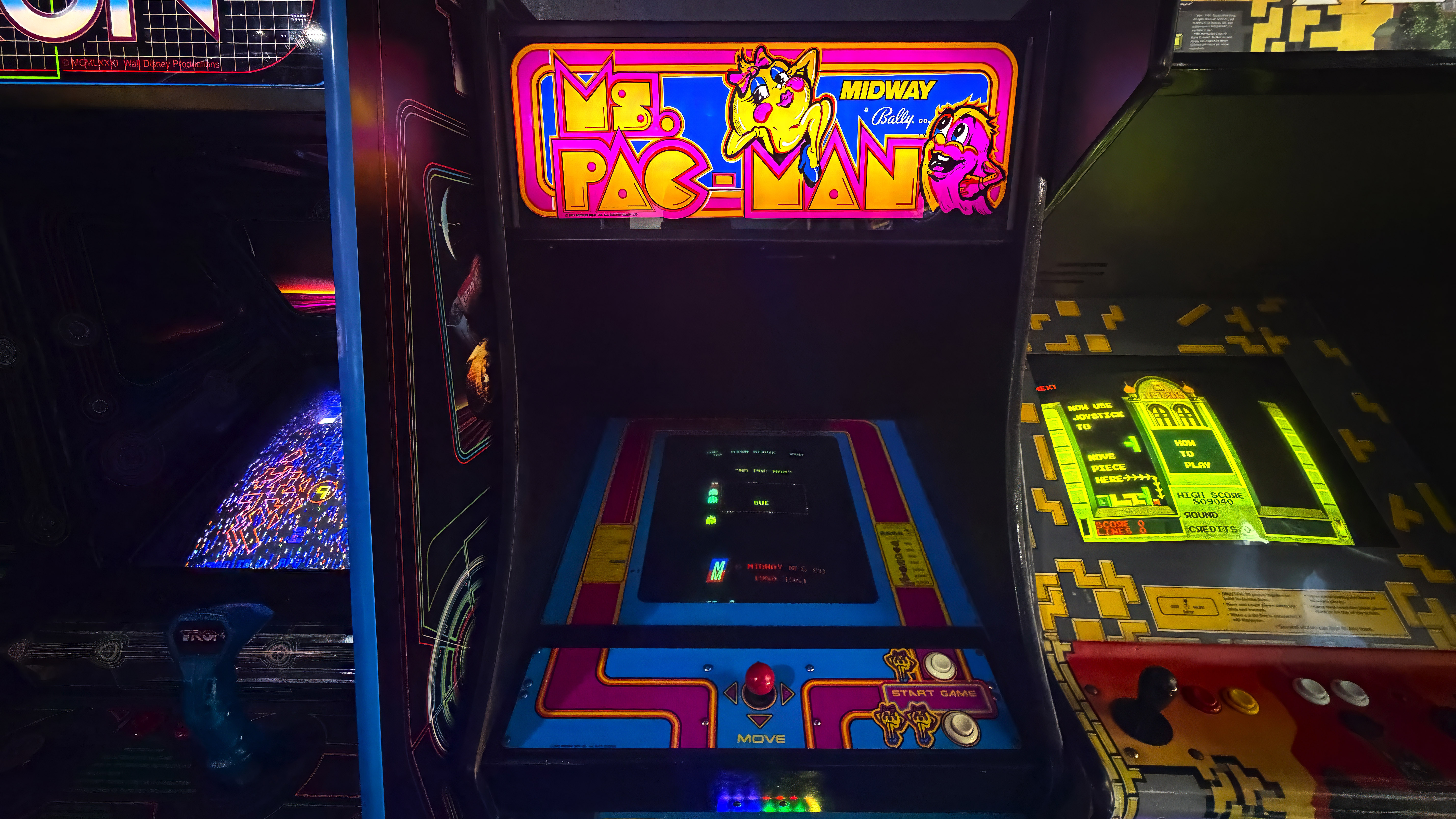 One Round of Ms. Pac-Man